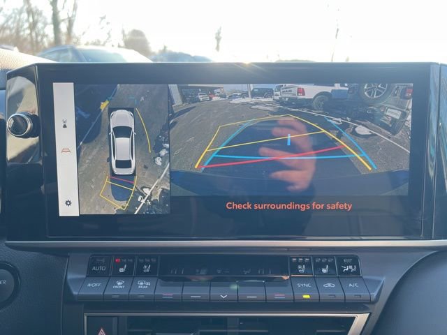 Used 2025 Toyota Camry XSE image 18