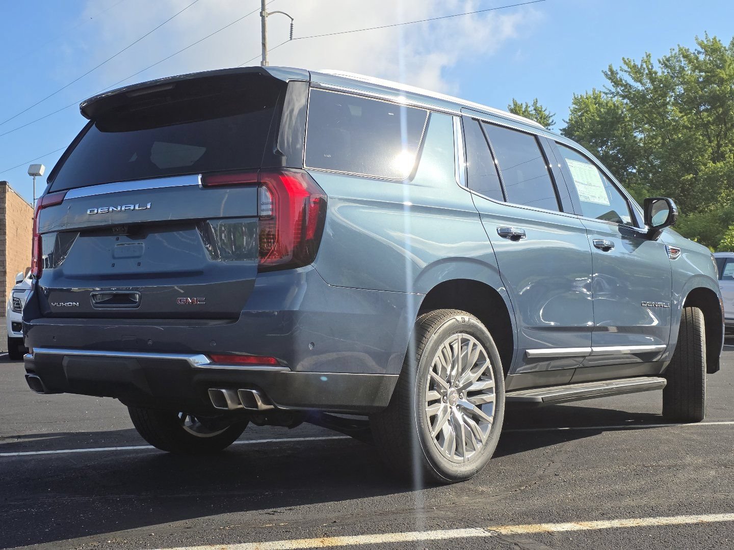 New 2026 GMC Yukon Denali w/ Advanced Technology Package AWD/4WD image 21