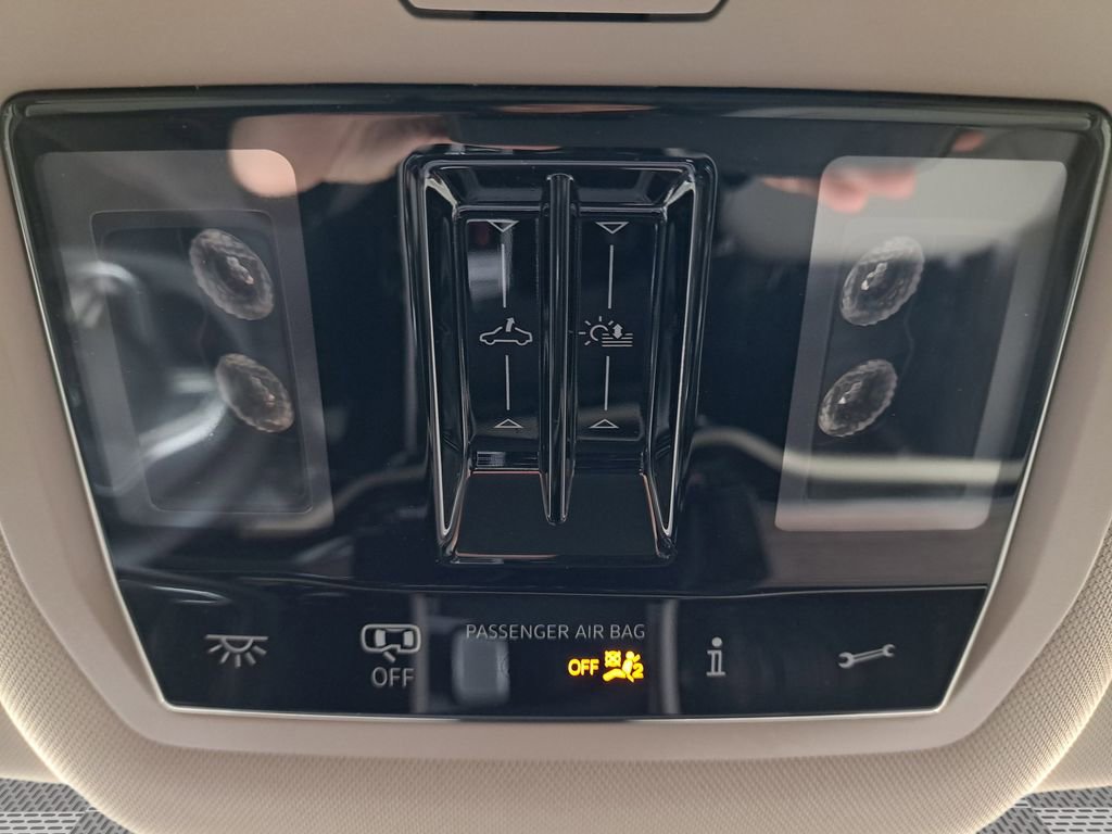 New 2025 Volkswagen Atlas SEL image 27