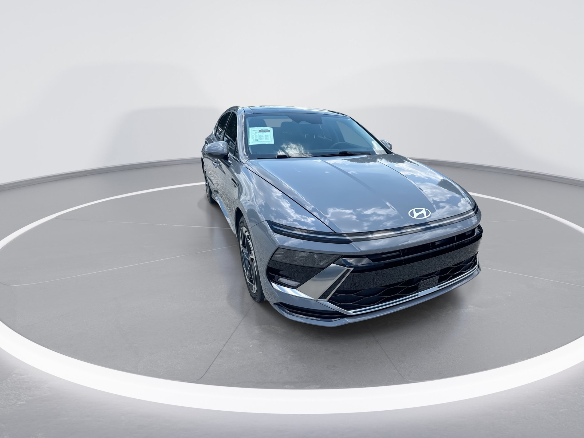 Used 2024 Hyundai Sonata SEL w/ Convenience Package FWD image 3
