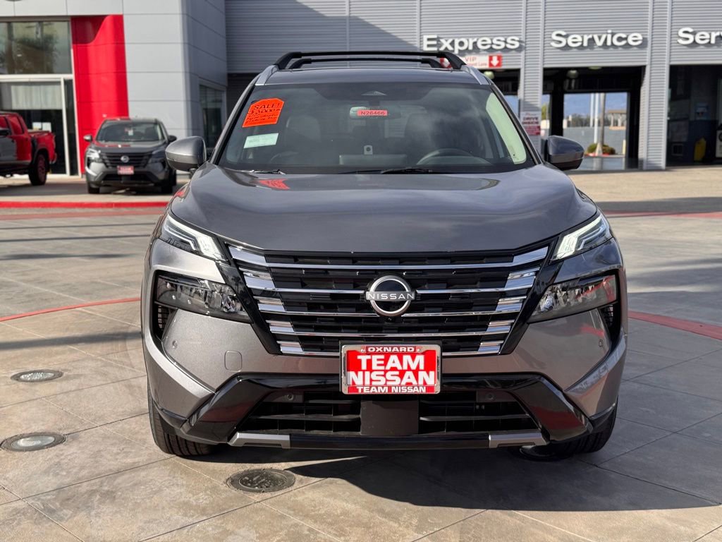 New 2026 Nissan Rogue Platinum image 3