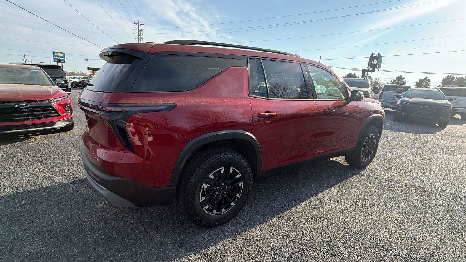 New 2026 Chevrolet Traverse Z71 w/ Enhanced Driving Package AWD/4WD image 5