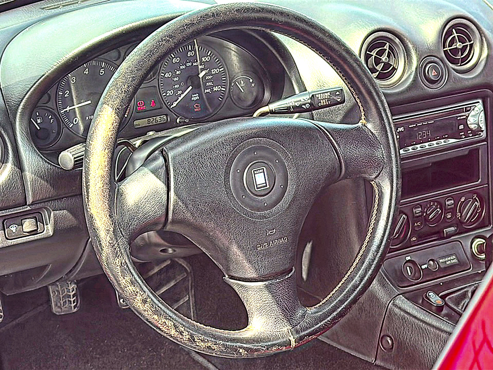 Used 1999 MAZDA MX-5 Miata Sport RWD image 16