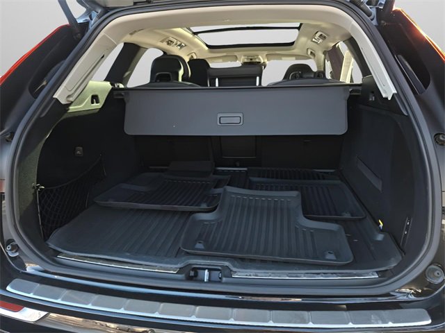 Used 2018 Volvo XC60 T6 Inscription w/ Convenience Package image 28