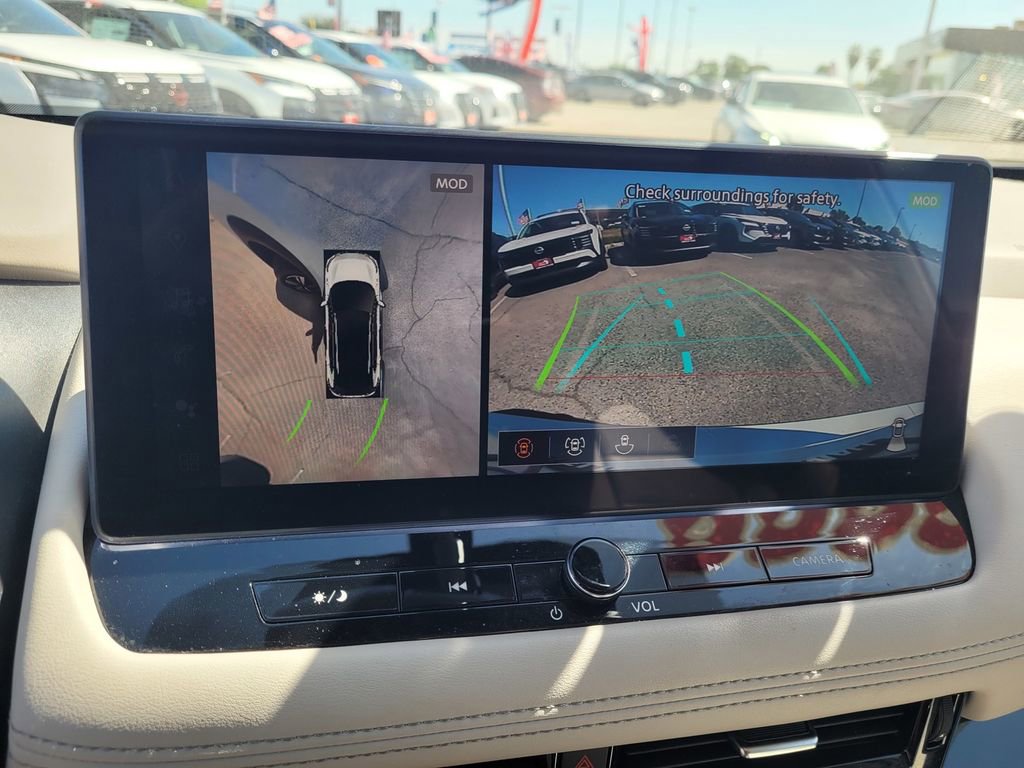 Used 2024 Nissan Rogue SL w/ SL Premium Package image 17