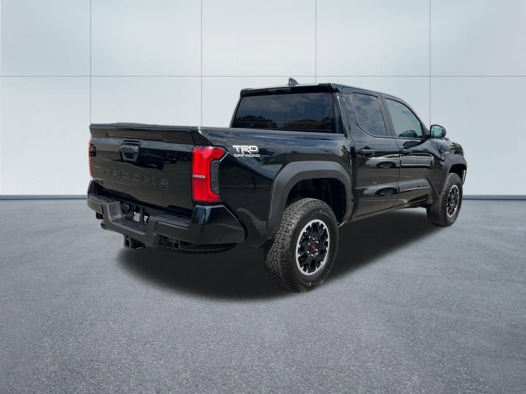 Used 2024 Toyota Tacoma TRD Off-Road AWD/4WD image 5