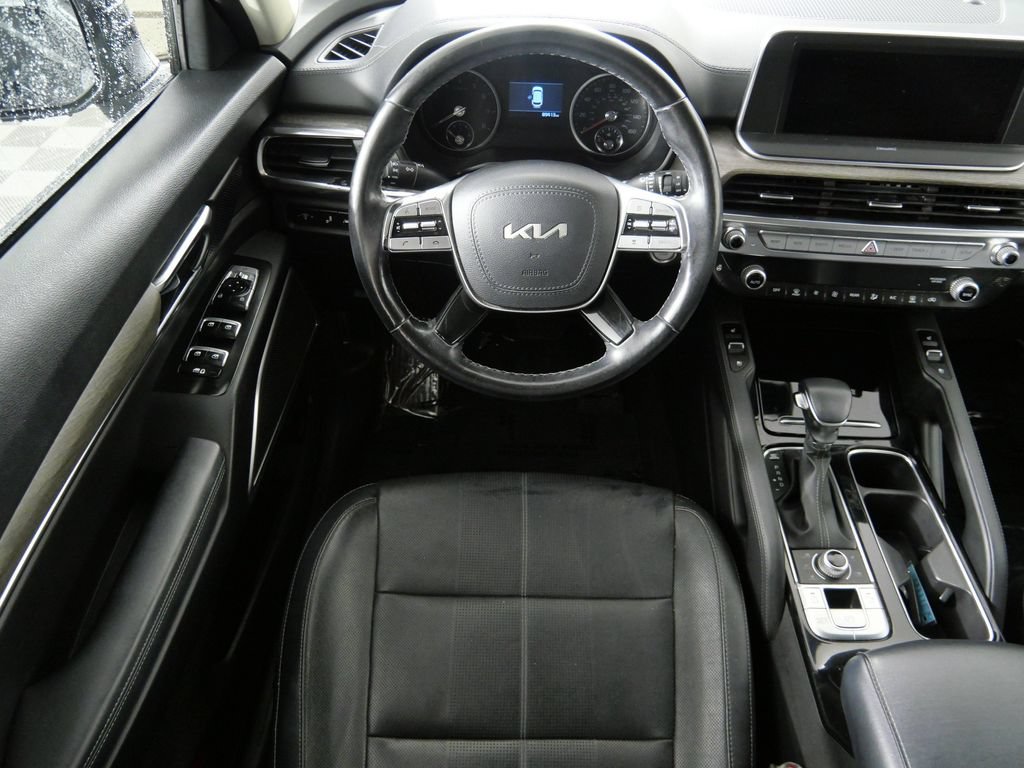 Used 2022 Kia Telluride EX w/ EX Premium Package AWD/4WD image 19