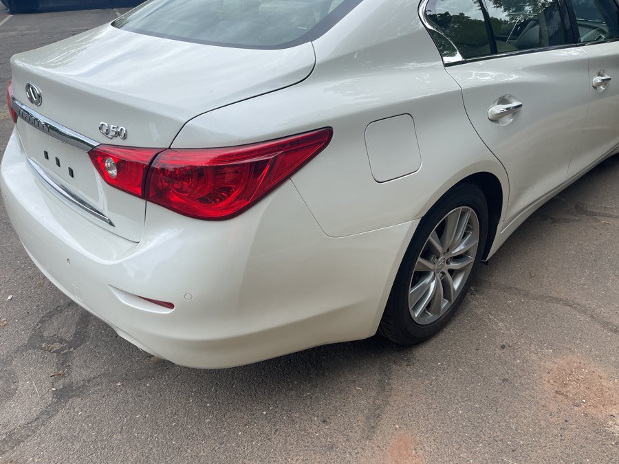 Used 2016 INFINITI Q50 3.0t Premium w/ Driver Assistance Package RWD image 12