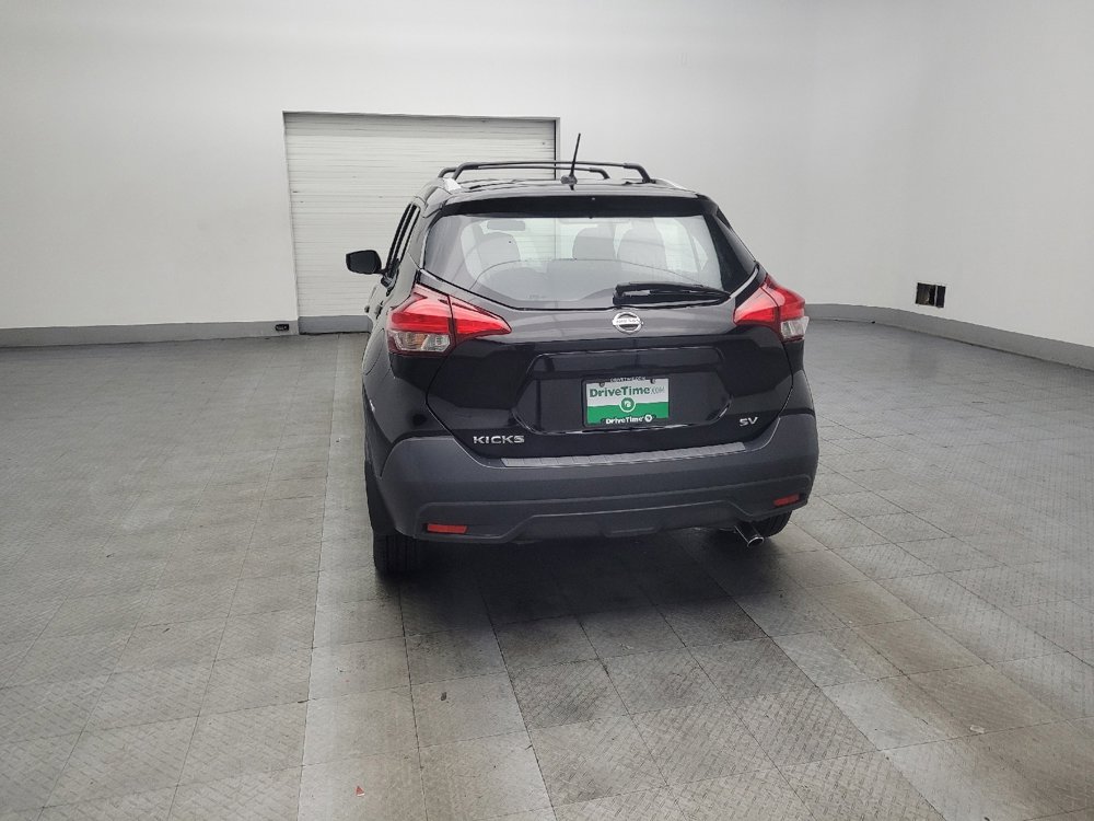Used 2019 Nissan Kicks SV w/ Exterior Package image 6
