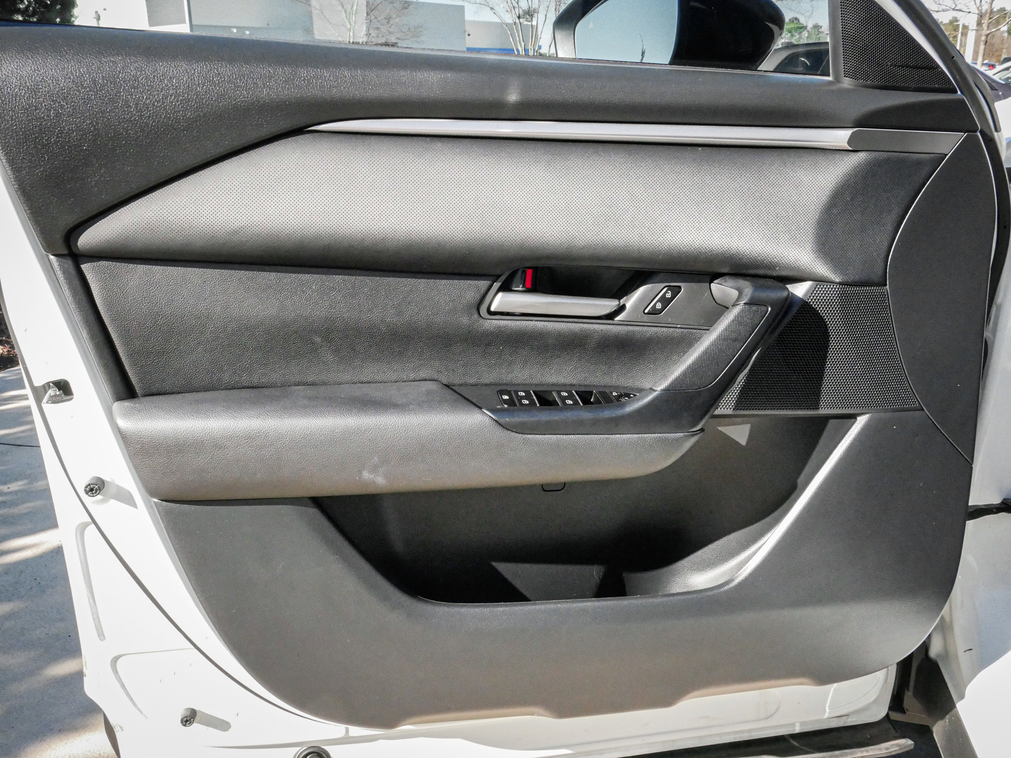 Used 2023 MAZDA CX-50 2.5 S w/ Preferred Plus Pkg image 14