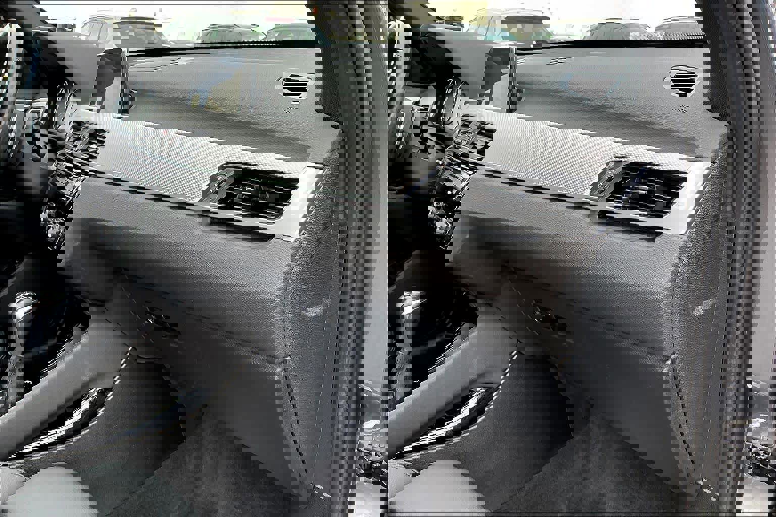 Used 2019 BMW X1 xDrive28i w/ M Sport Package image 19