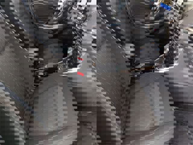 Used 2020 Ford EcoSport SE w/ SE Convenience Package image 24