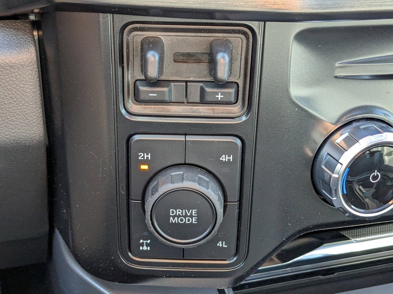 New 2026 Ford F350 Lariat image 31