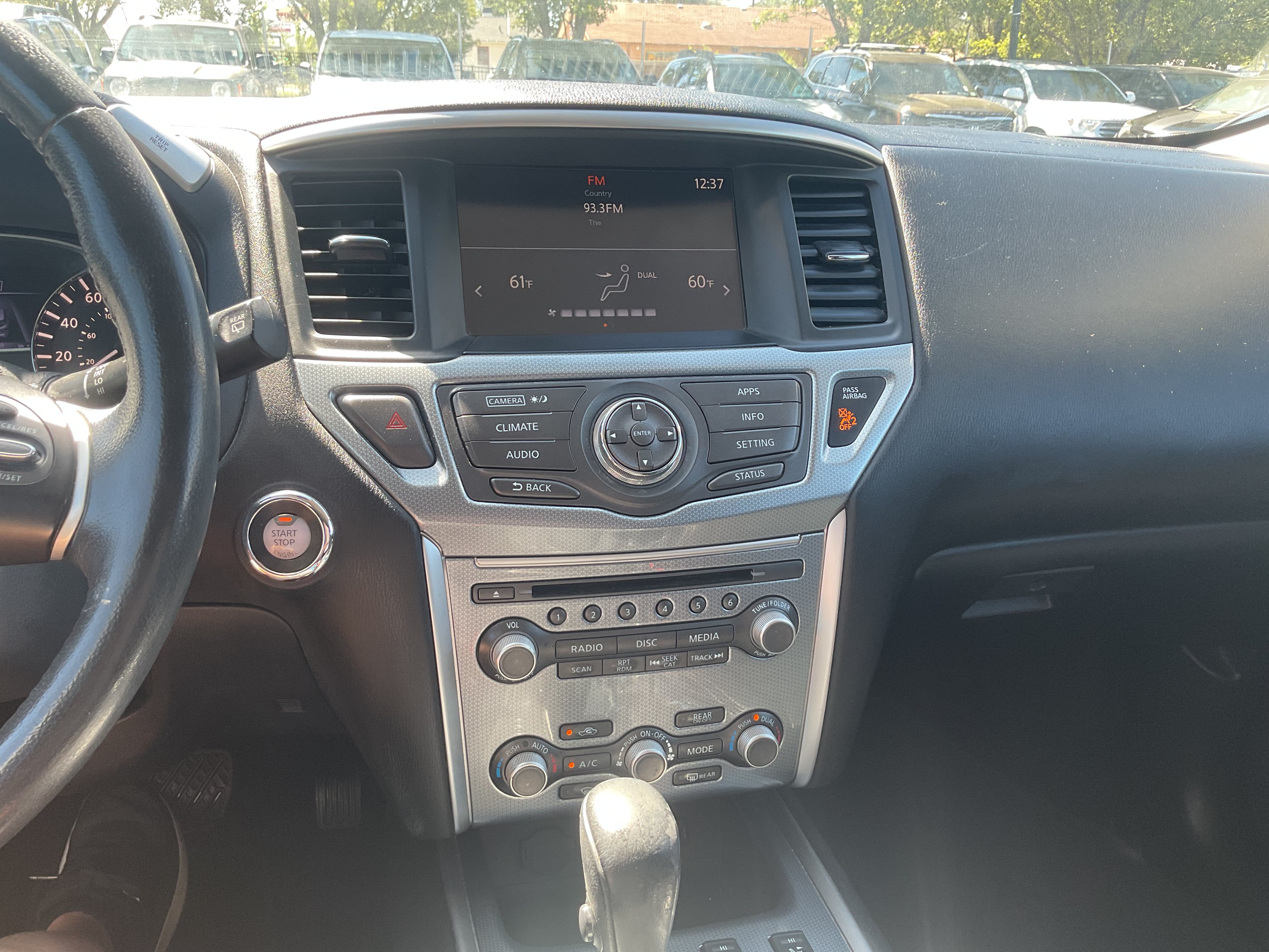 Used 2017 Nissan Pathfinder SL AWD/4WD image 20
