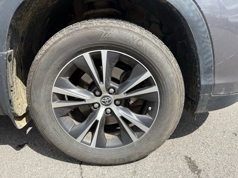 Used 2019 Toyota Highlander Plus image 4