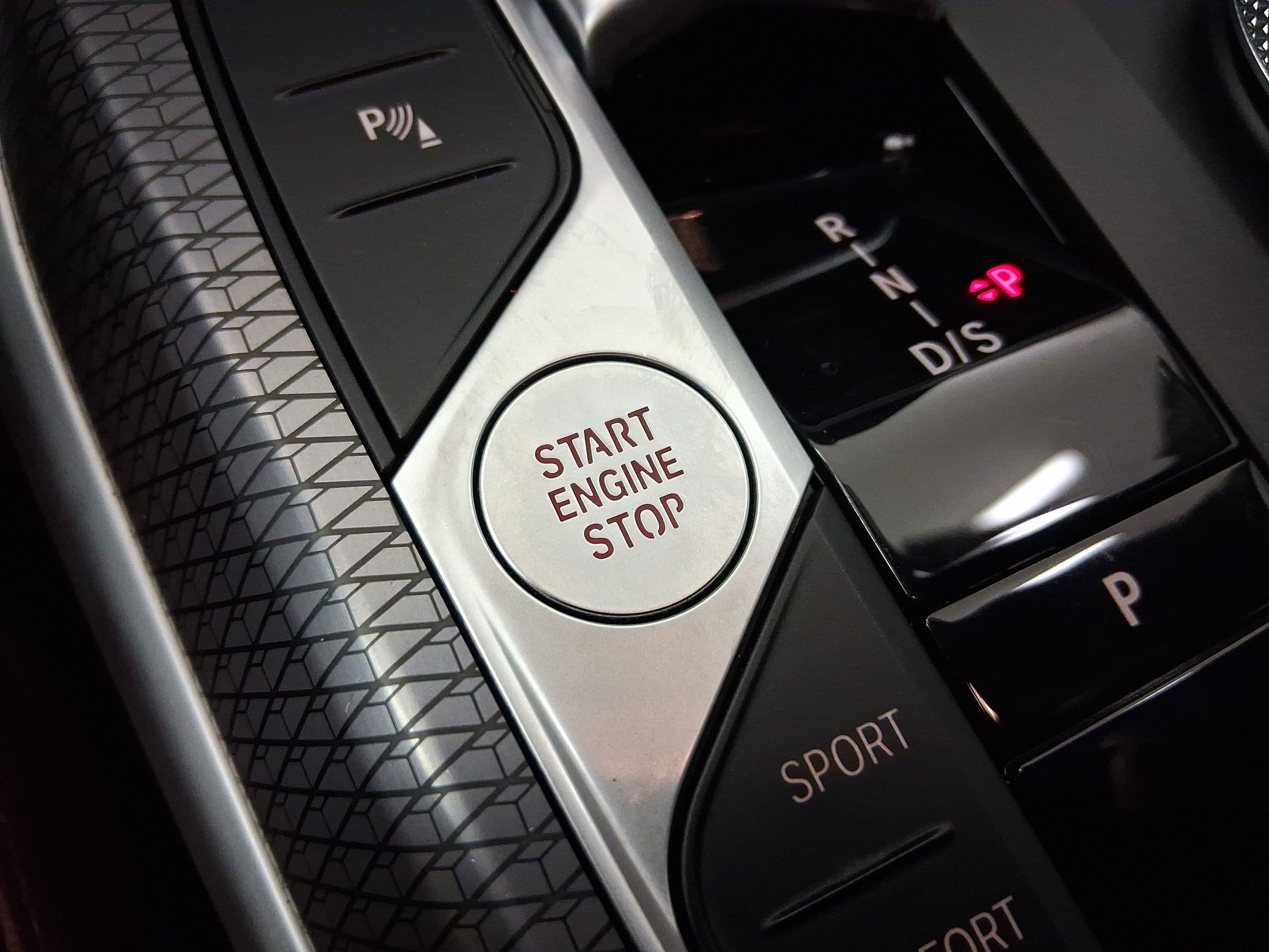 Used 2024 BMW M440i Coupe w/ Shadowloine Package RWD image 18