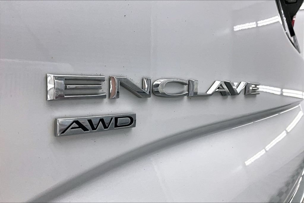 Used 2024 Buick Enclave Essence w/ Experience Buick Package AWD/4WD image 8