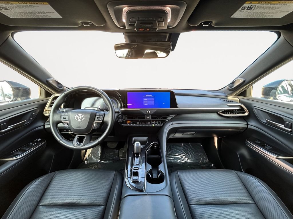 Used 2025 Toyota Crown Platinum image 13