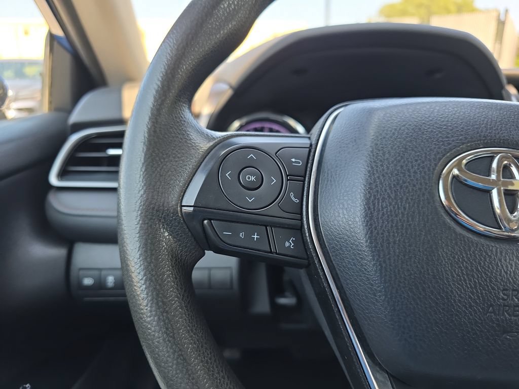 Used 2019 Toyota Camry LE FWD image 20