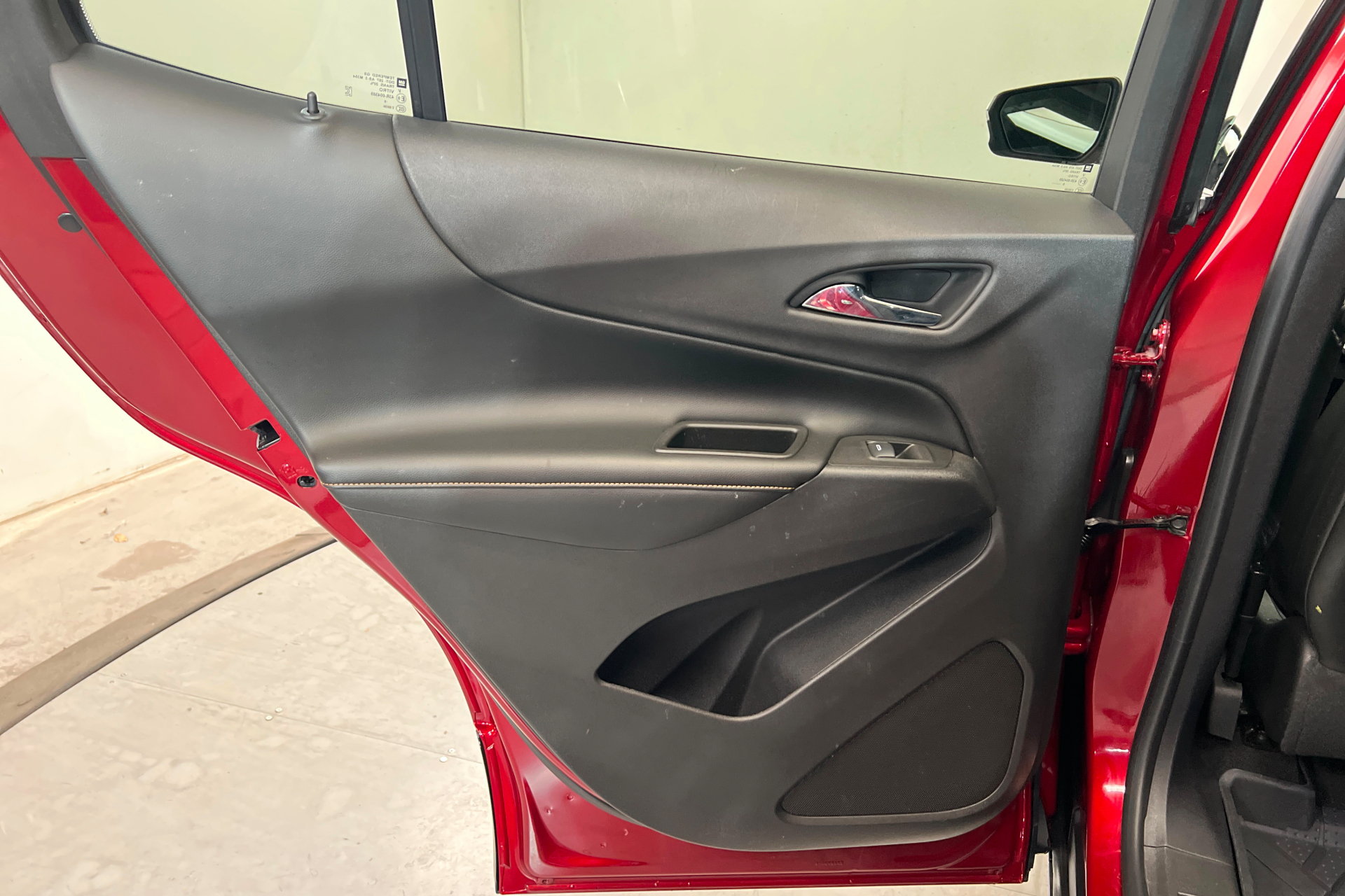 Used 2019 Chevrolet Equinox Premier AWD/4WD image 19