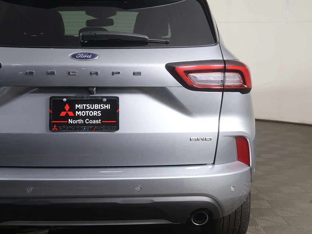 Used 2023 Ford Escape ST-Line Elite w/ Premium Technology Package AWD/4WD image 16