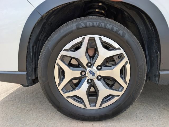 Used 2022 Subaru Forester Premium w/ Popular Package #2 image 12