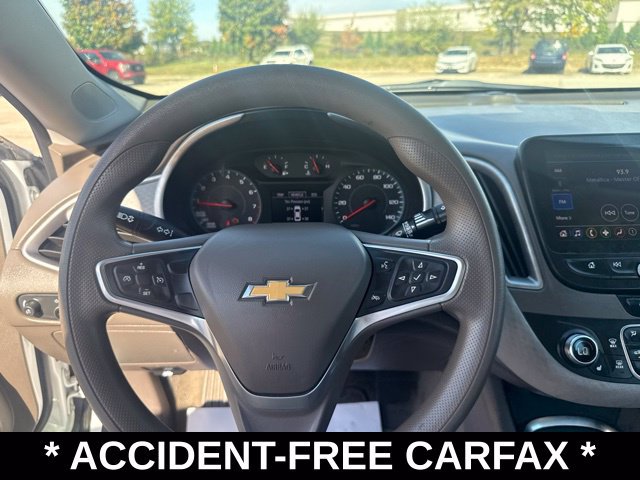 Used 2022 Chevrolet Malibu LT FWD image 23