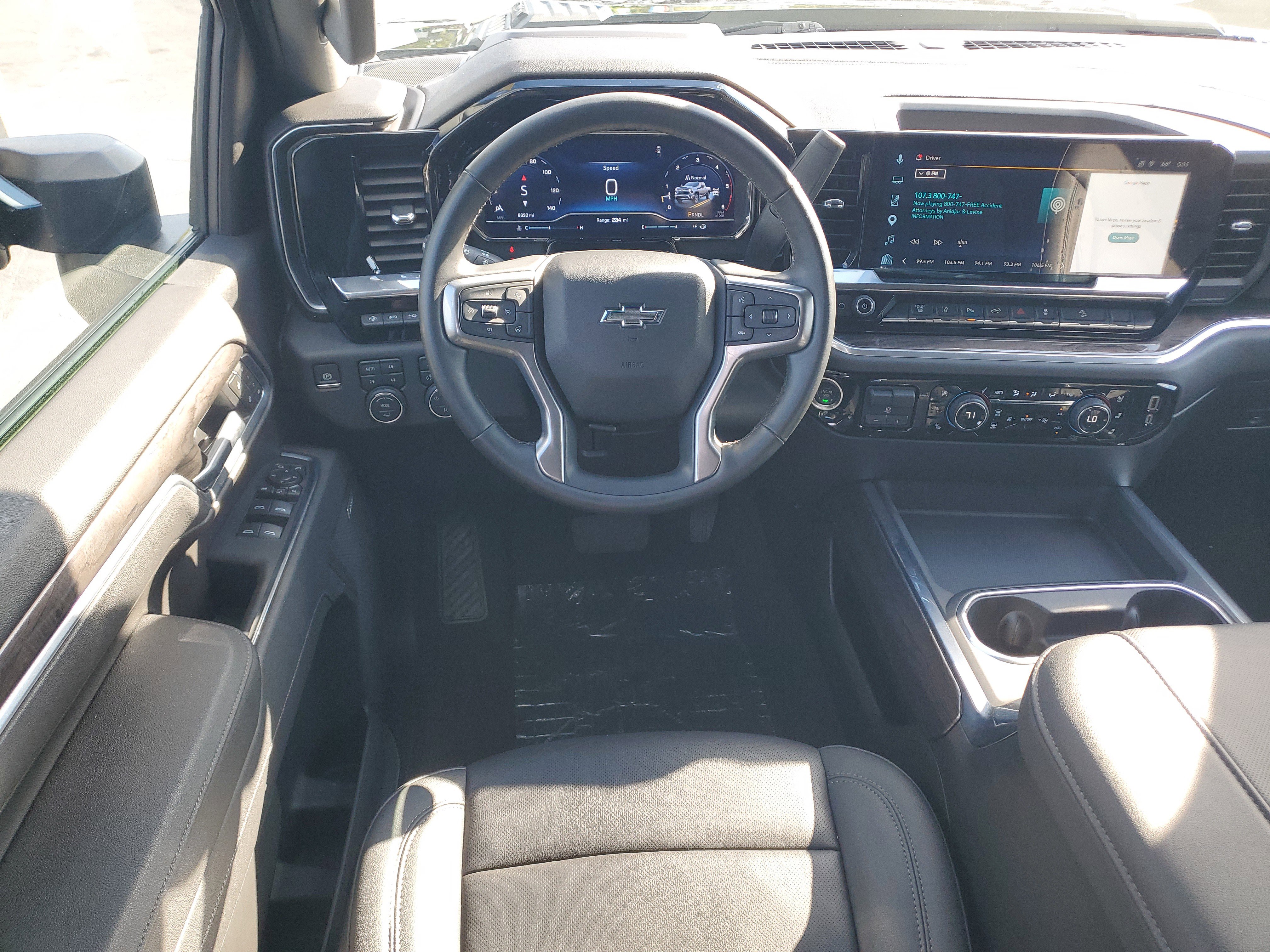 Used 2025 Chevrolet Silverado 3500 LTZ w/ LTZ Plus Package image 18