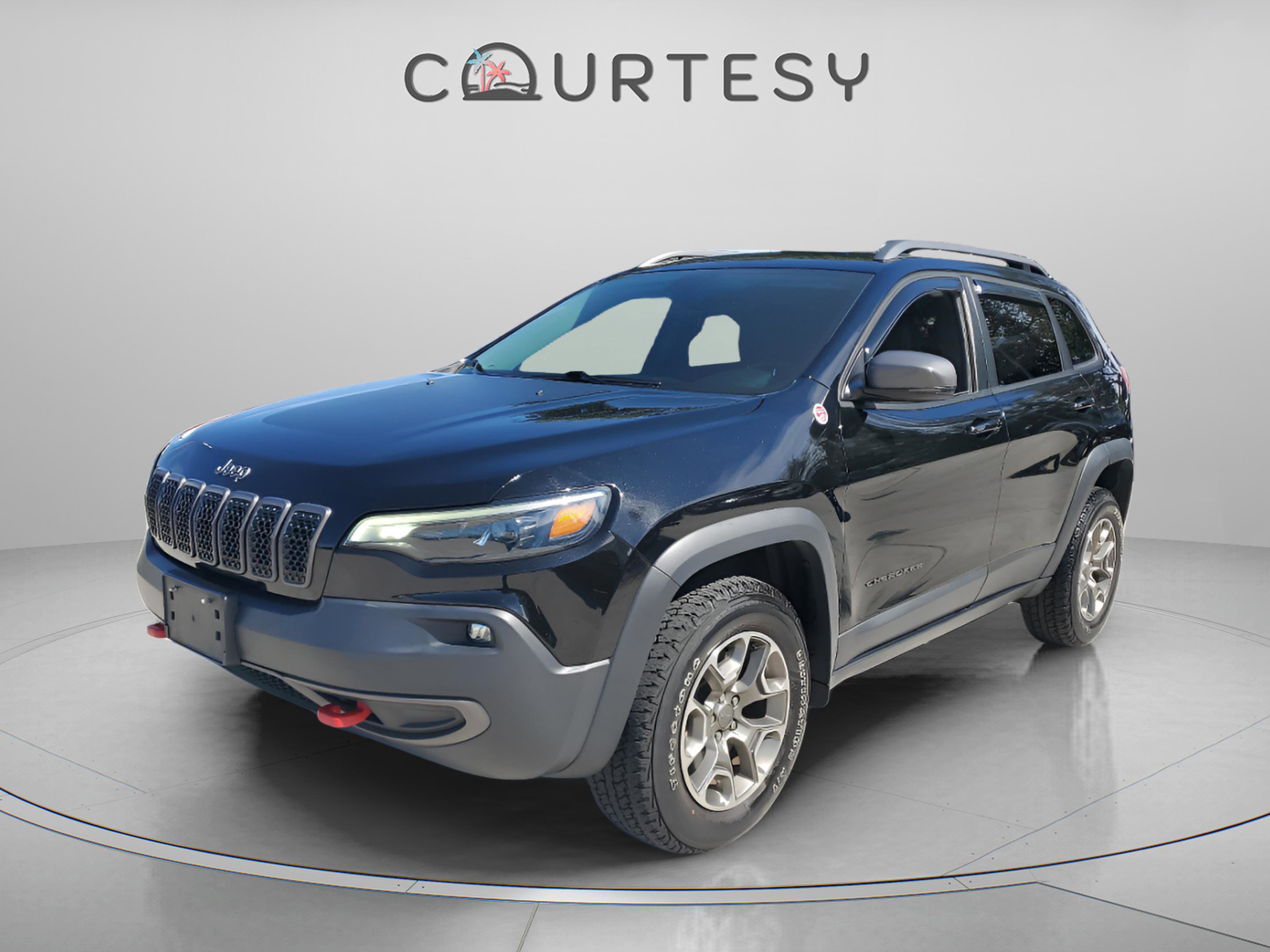 Used 2020 Jeep Cherokee Trailhawk w/ Cold Weather Group image 1