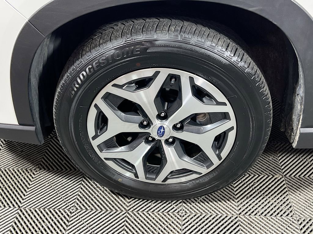 Certified 2024 Subaru Forester Premium AWD/4WD image 28