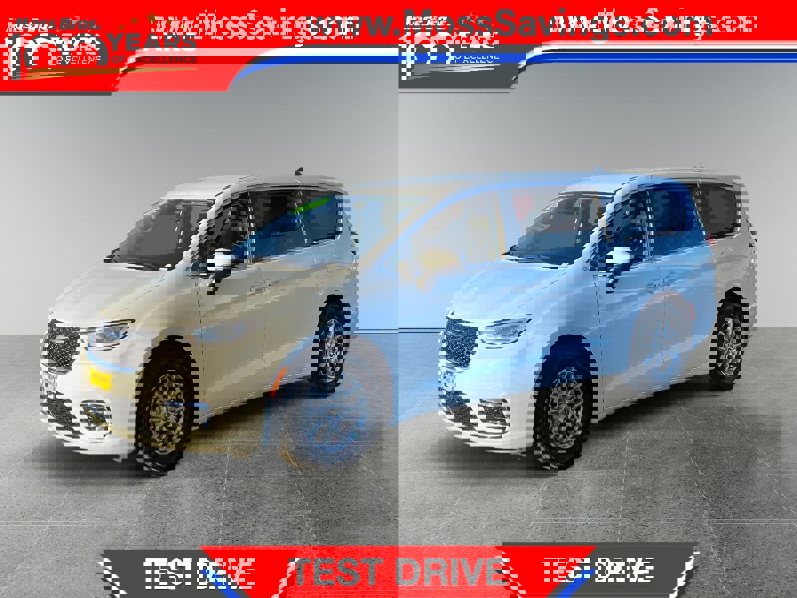 Used 2023 Chrysler Pacifica Touring-L image 1