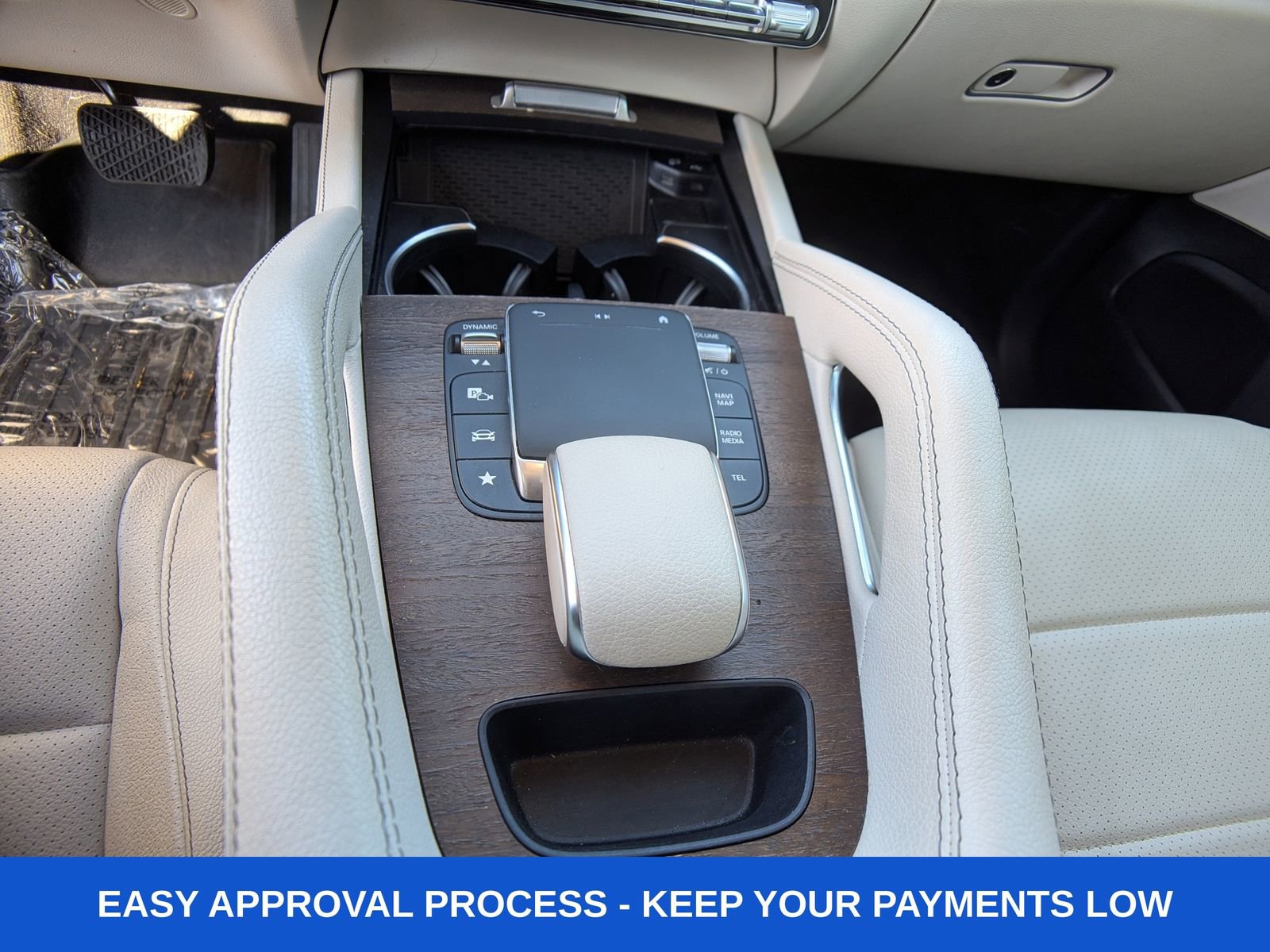 Used 2021 Mercedes-Benz GLE 350 w/ Premium Package image 29