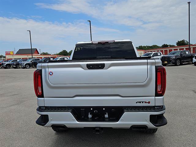 Used 2022 GMC Sierra 1500 AT4 w/ AT4 Premium Package AWD/4WD image 4