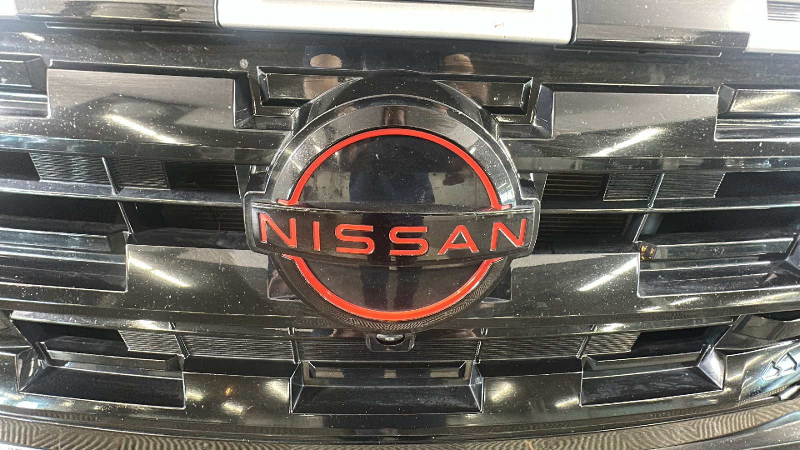 Used 2025 Nissan Rogue SV w/ Rock Creek Premium Package AWD/4WD image 10