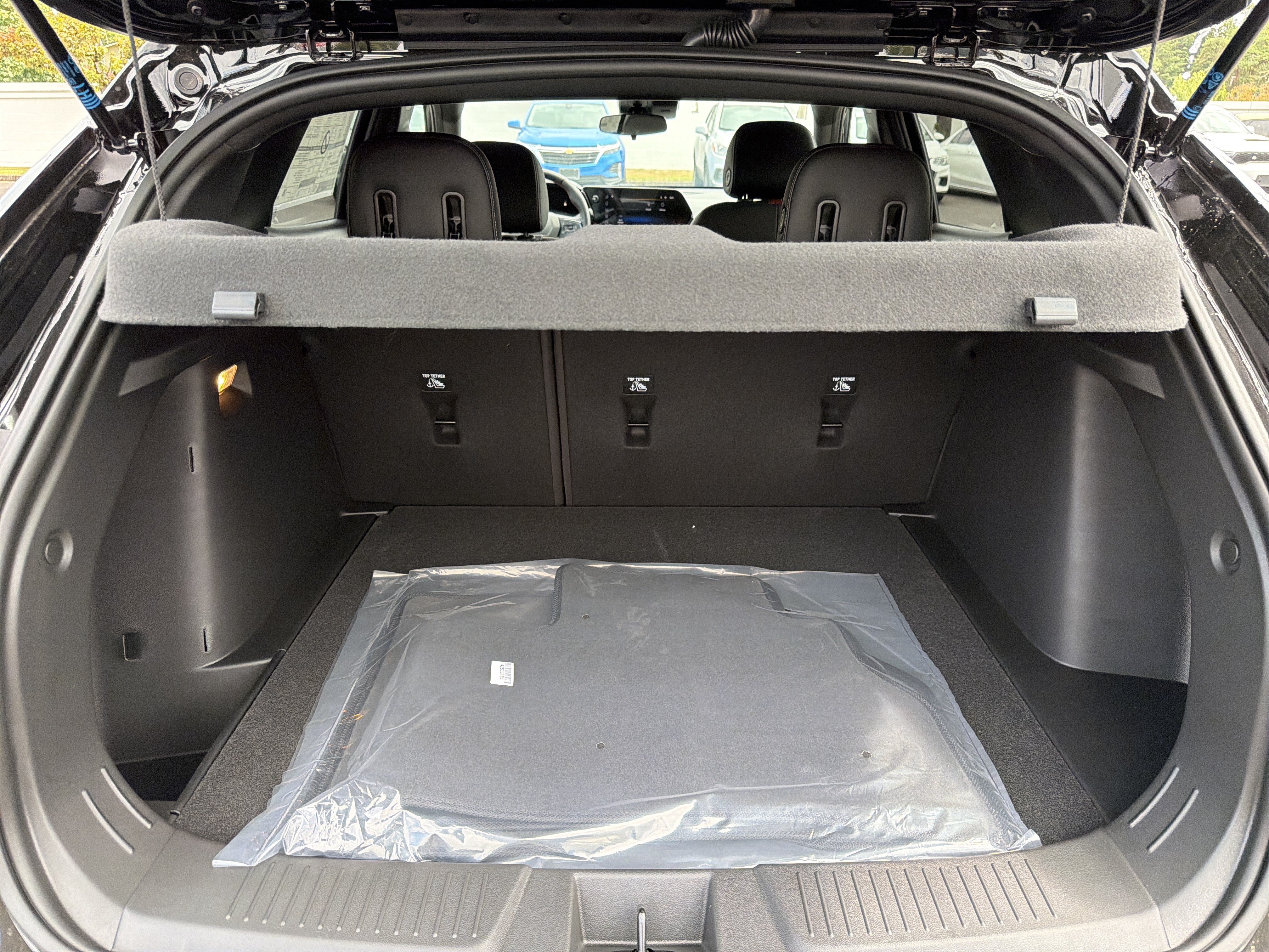 New 2026 Chevrolet Trax RS w/ Driver Confidence Package FWD image 5