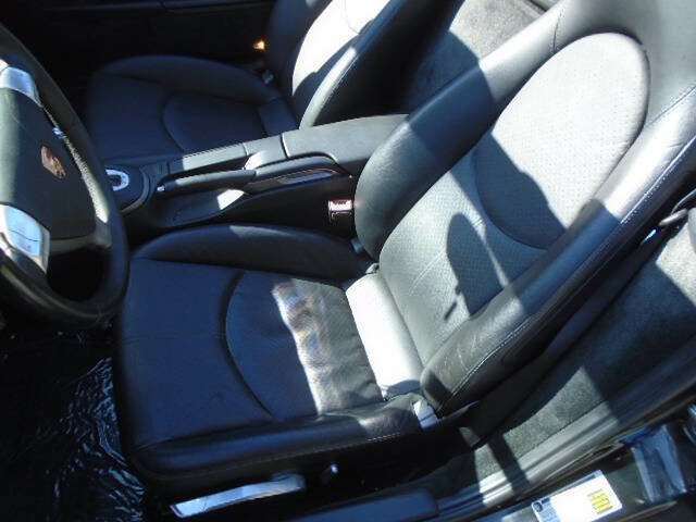 Used 2006 Porsche Boxster RWD image 11