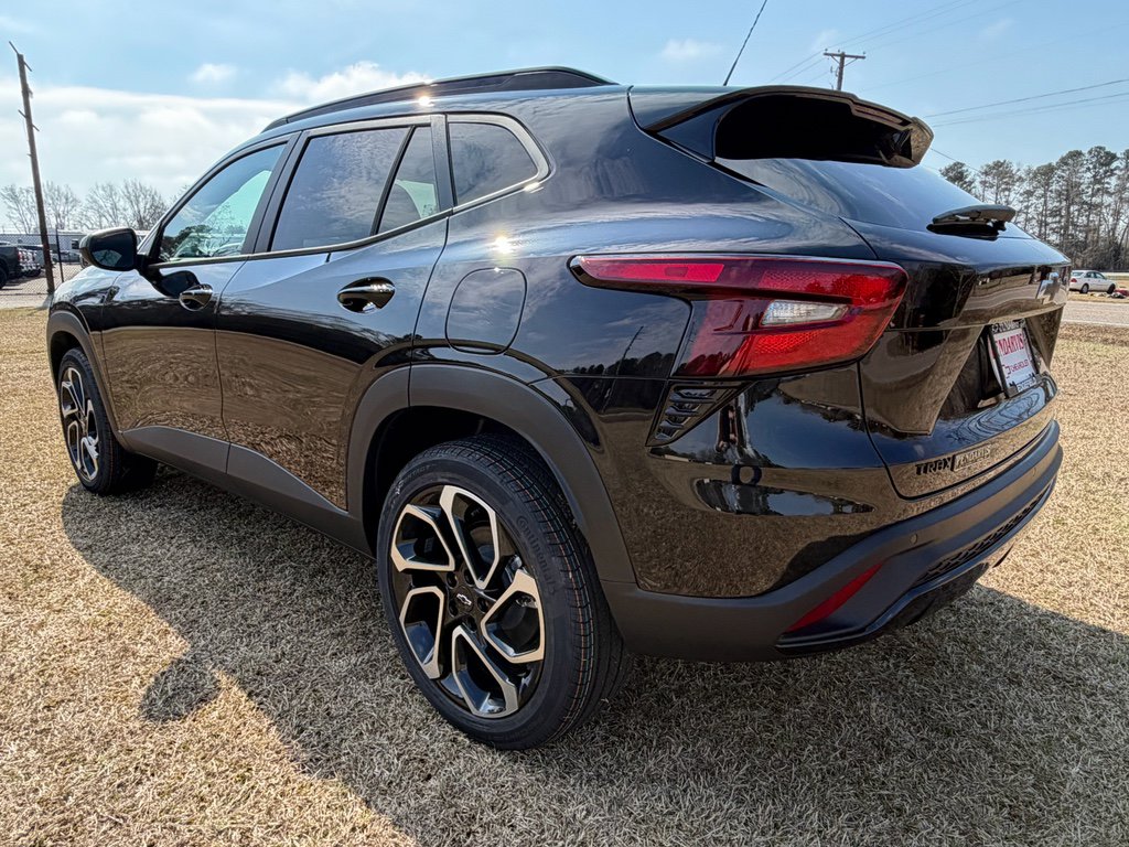 New 2026 Chevrolet Trax RS w/ Sunroof Package image 32