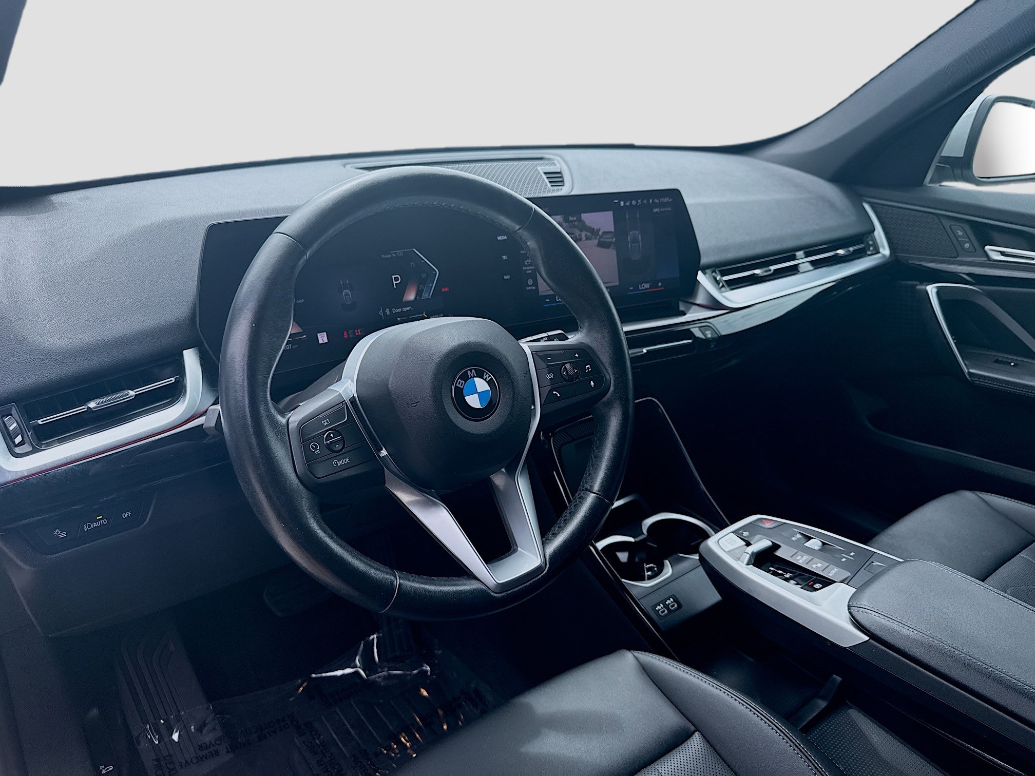 Used 2023 BMW X1 xDrive28i AWD/4WD image 9