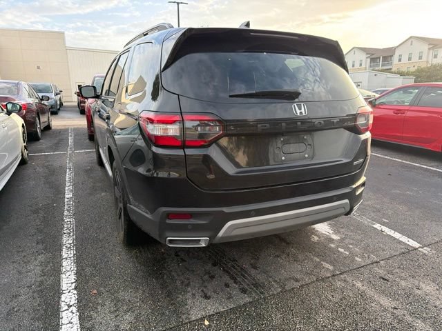 Used 2024 Honda Pilot Touring image 8