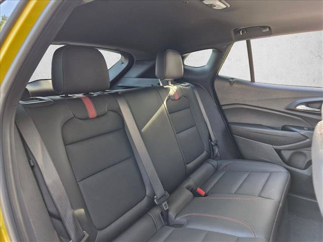 Used 2024 Chevrolet Trax RS w/ Sunroof Package FWD image 16