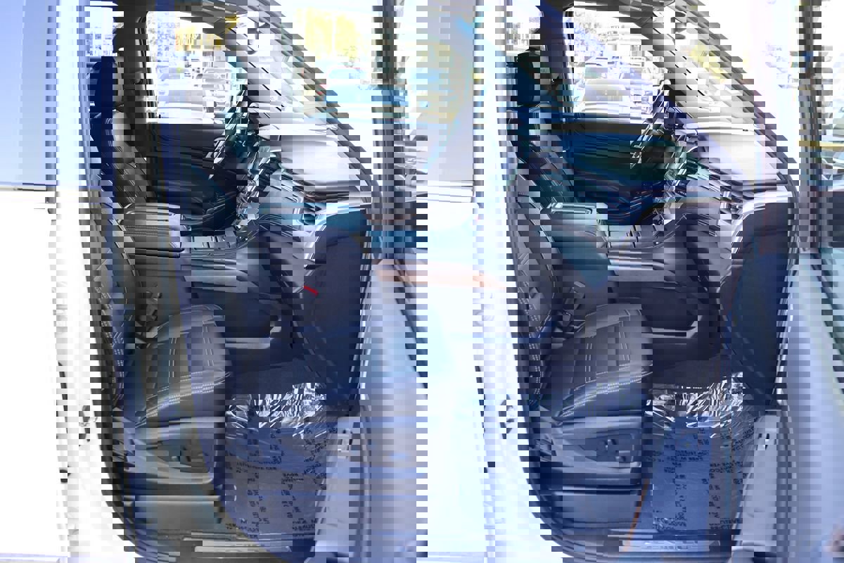 Used 2019 GMC Yukon Denali w/ Denali Ultimate Package image 27