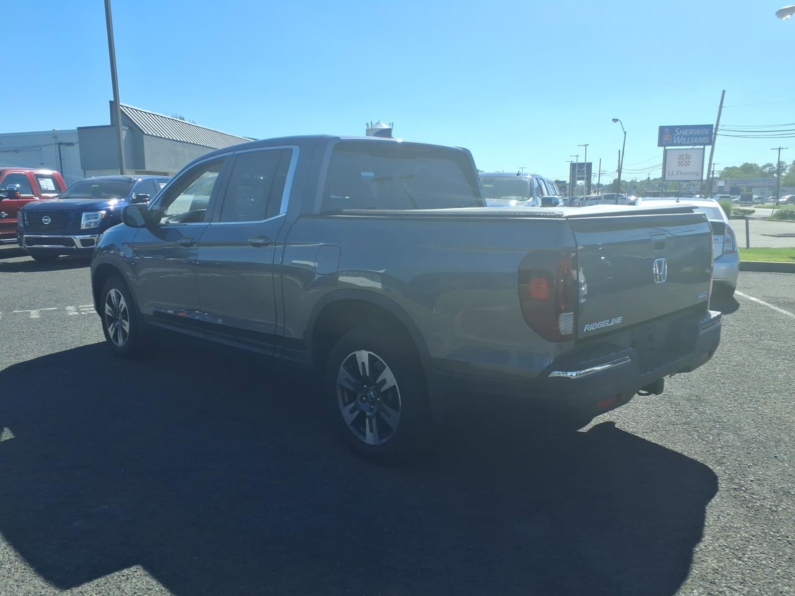 Used 2017 Honda Ridgeline RTL-T image 6
