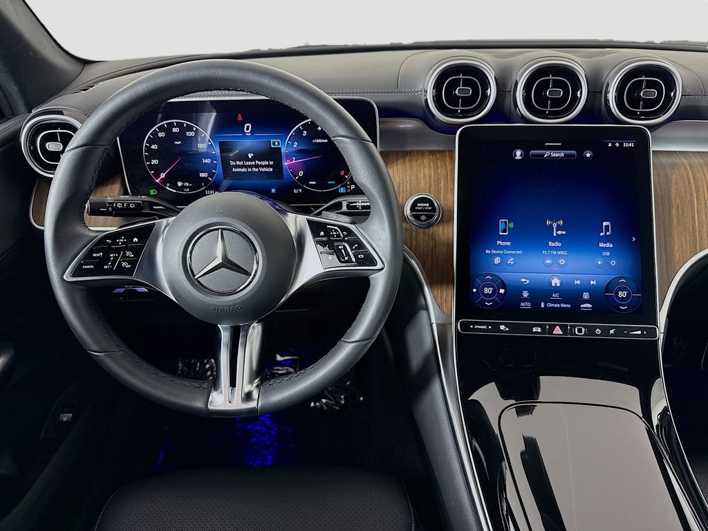 Used 2024 Mercedes-Benz GLC 300 image 21