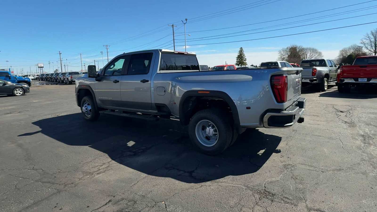 New 2026 GMC Sierra 3500 Pro w/ 1SA Pro Safety Plus Package AWD/4WD image 6