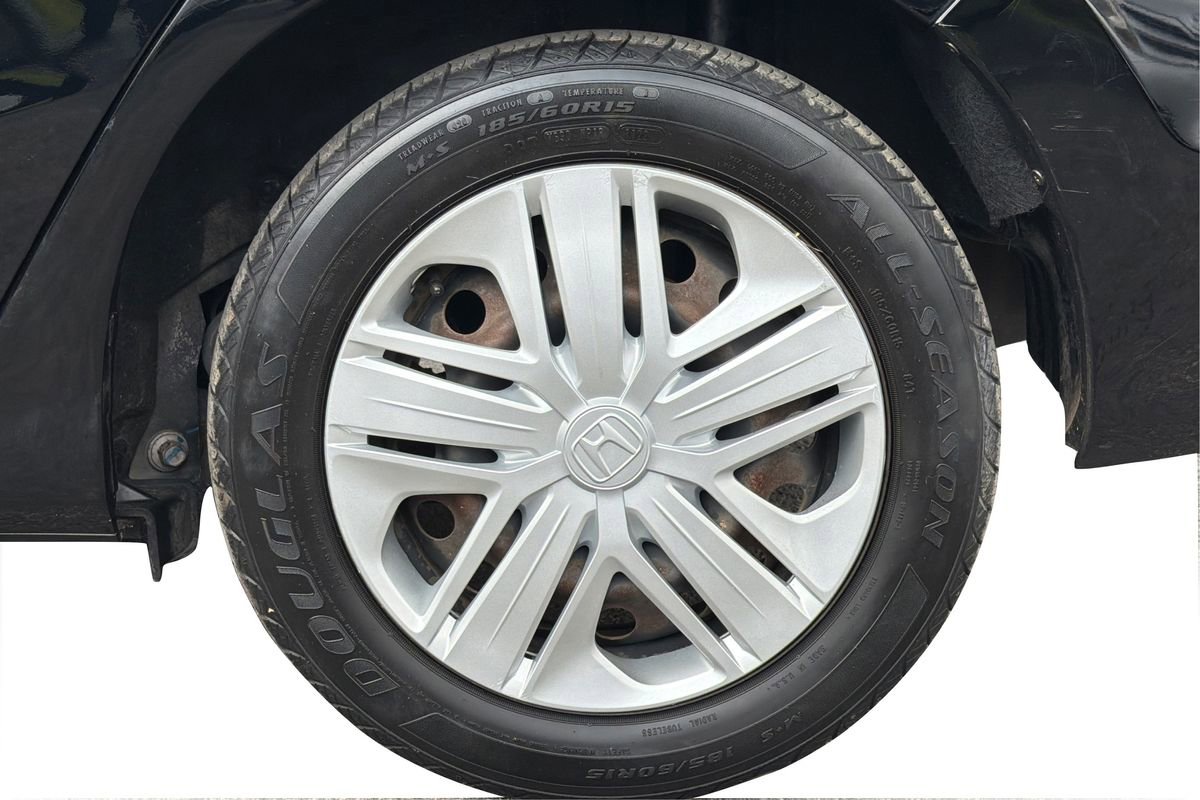 Used 2019 Honda Fit LX image 24