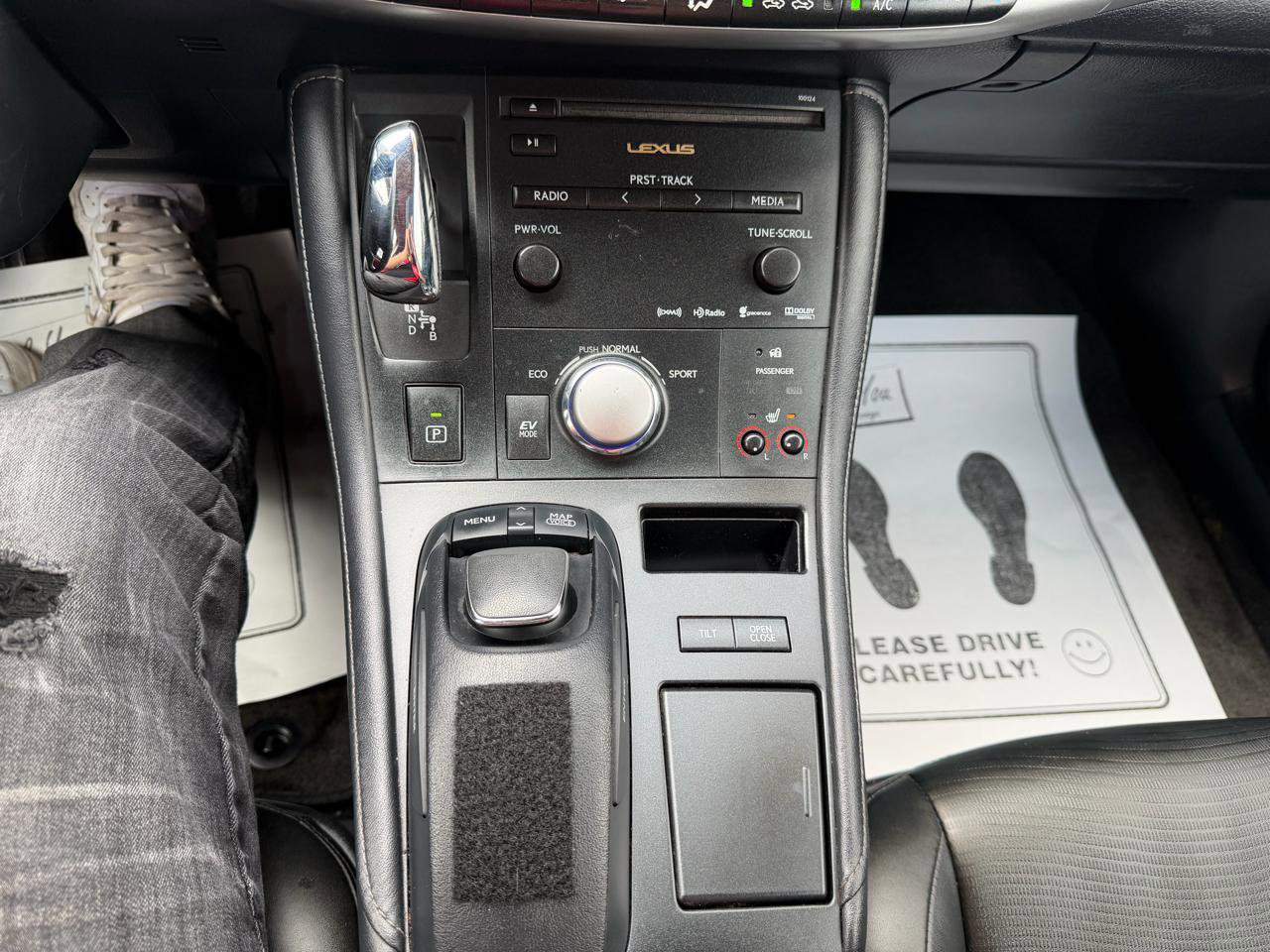 Used 2013 Lexus CT 200h w/ Premium Pkg w/Navigation image 22