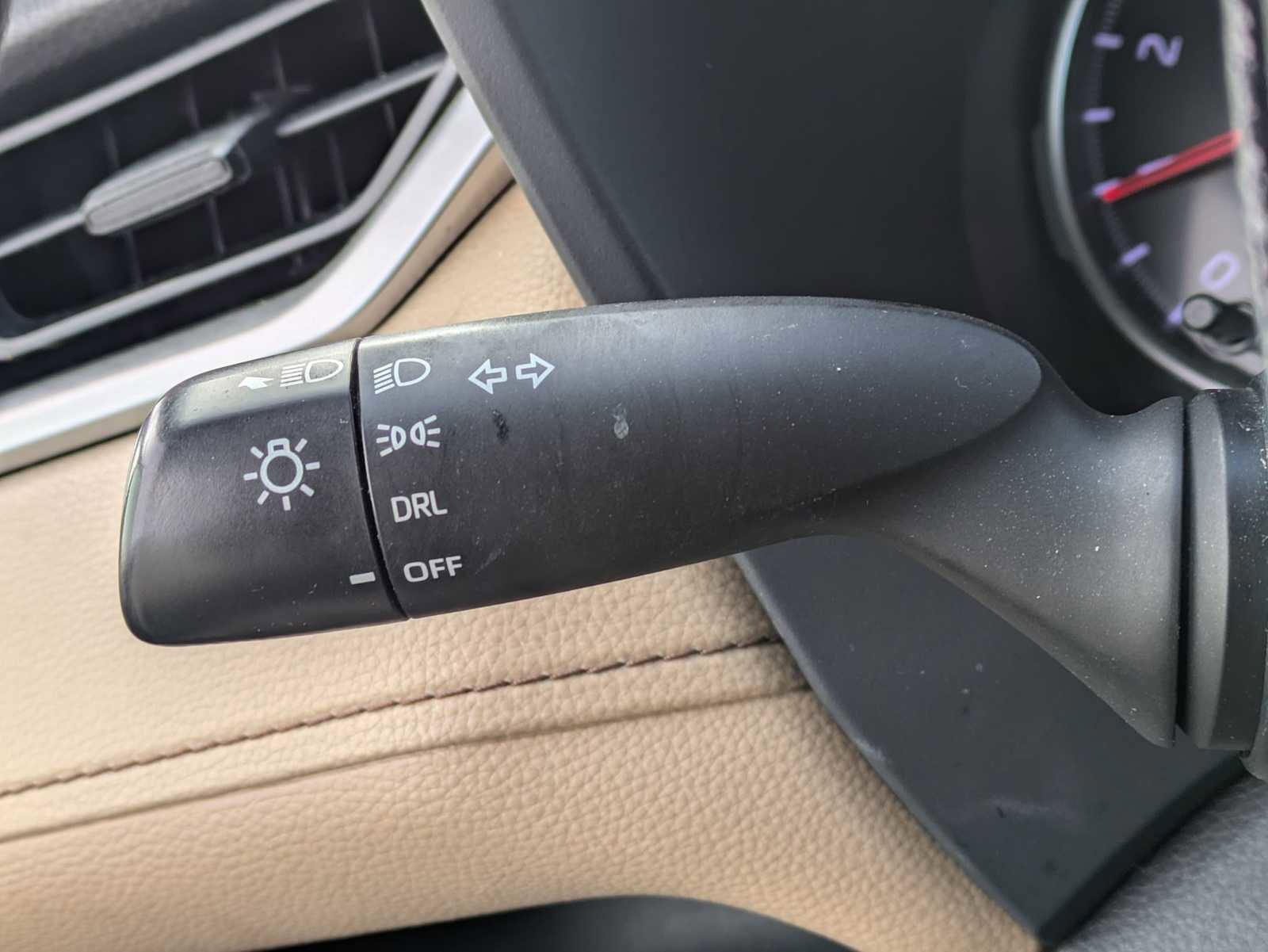 Used 2020 Toyota RAV4 LE image 24