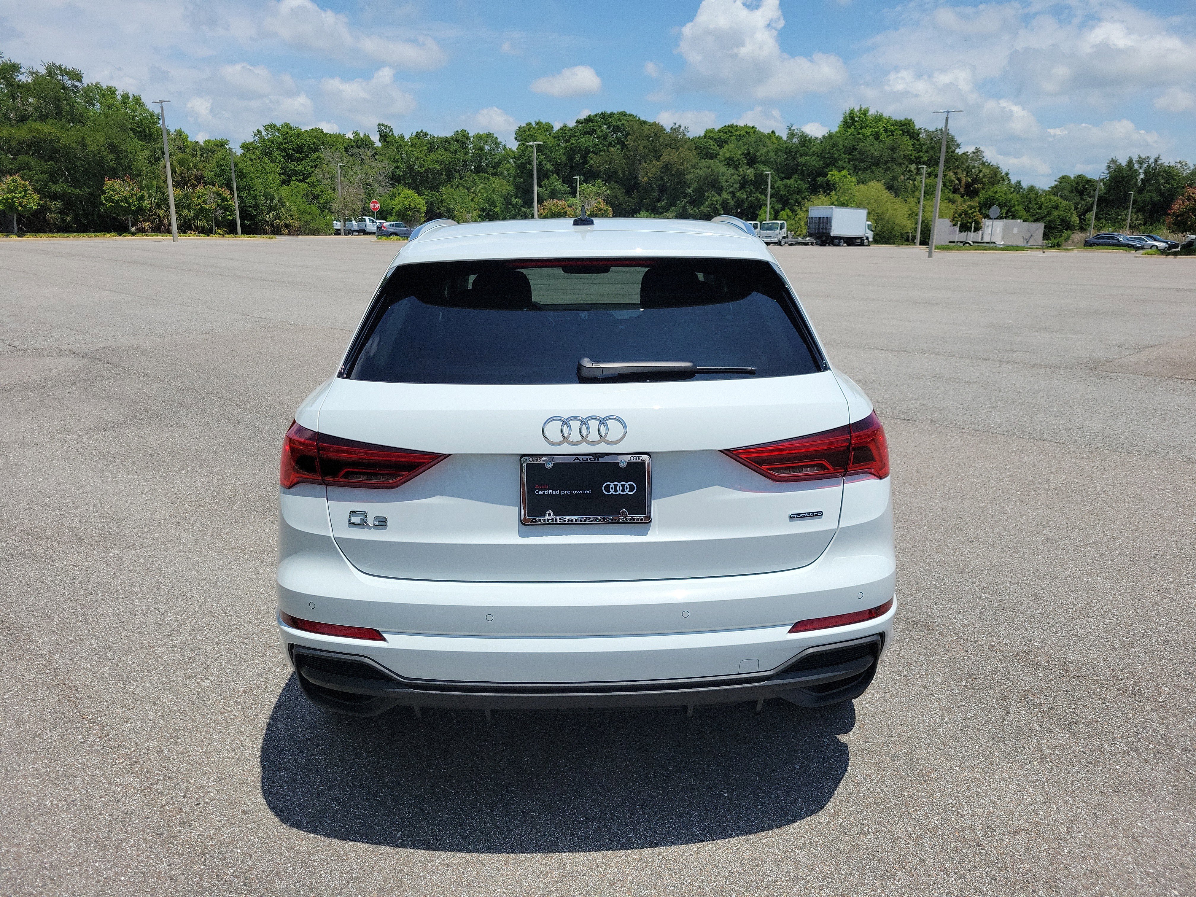 Certified 2025 Audi Q3 2.0T Premium Plus w/ Premium Plus Package AWD/4WD image 5