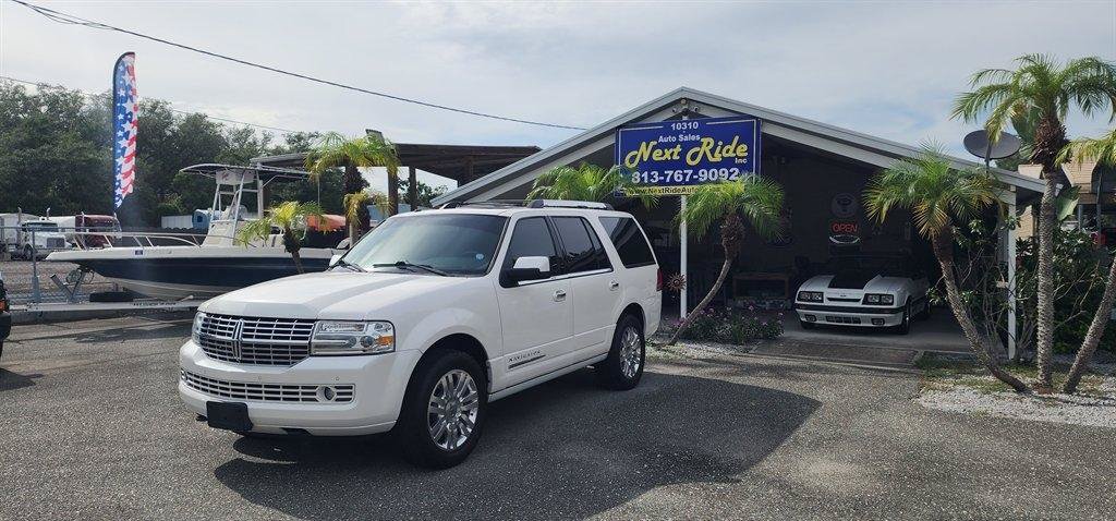 Used 2012 Lincoln Navigator 2WD image 1