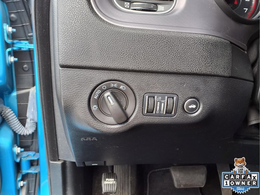 Used 2023 Dodge Charger SXT RWD image 29
